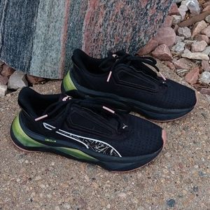 Puma LQDCell black athletic sneakers women's 5.5